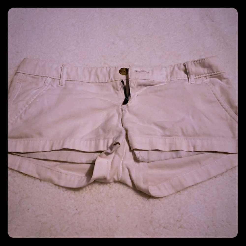 Hollister White shorts